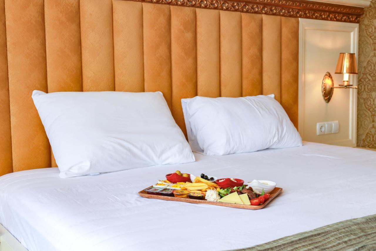 Nafron Hotel Призрен Экстерьер фото