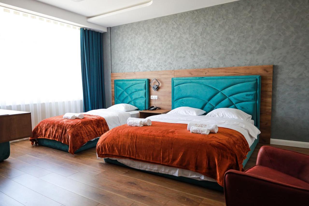 Nafron Hotel Призрен Экстерьер фото